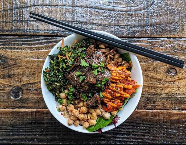 Healthy restaurants Bay Area: Mushroom bulgogi bowl at Cafe Umami Oakland.